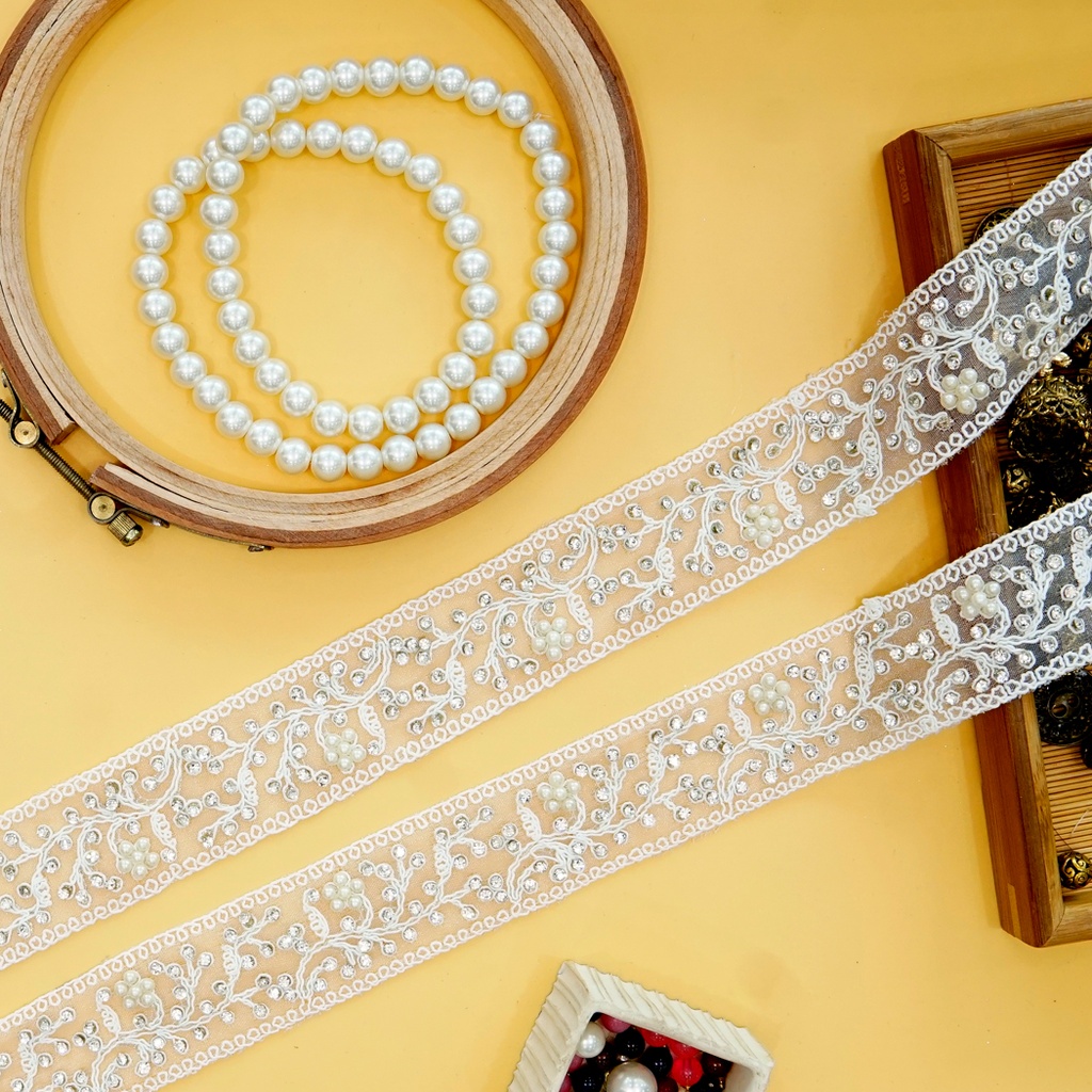 Fancy Metallic Yarn Sequence Lace
