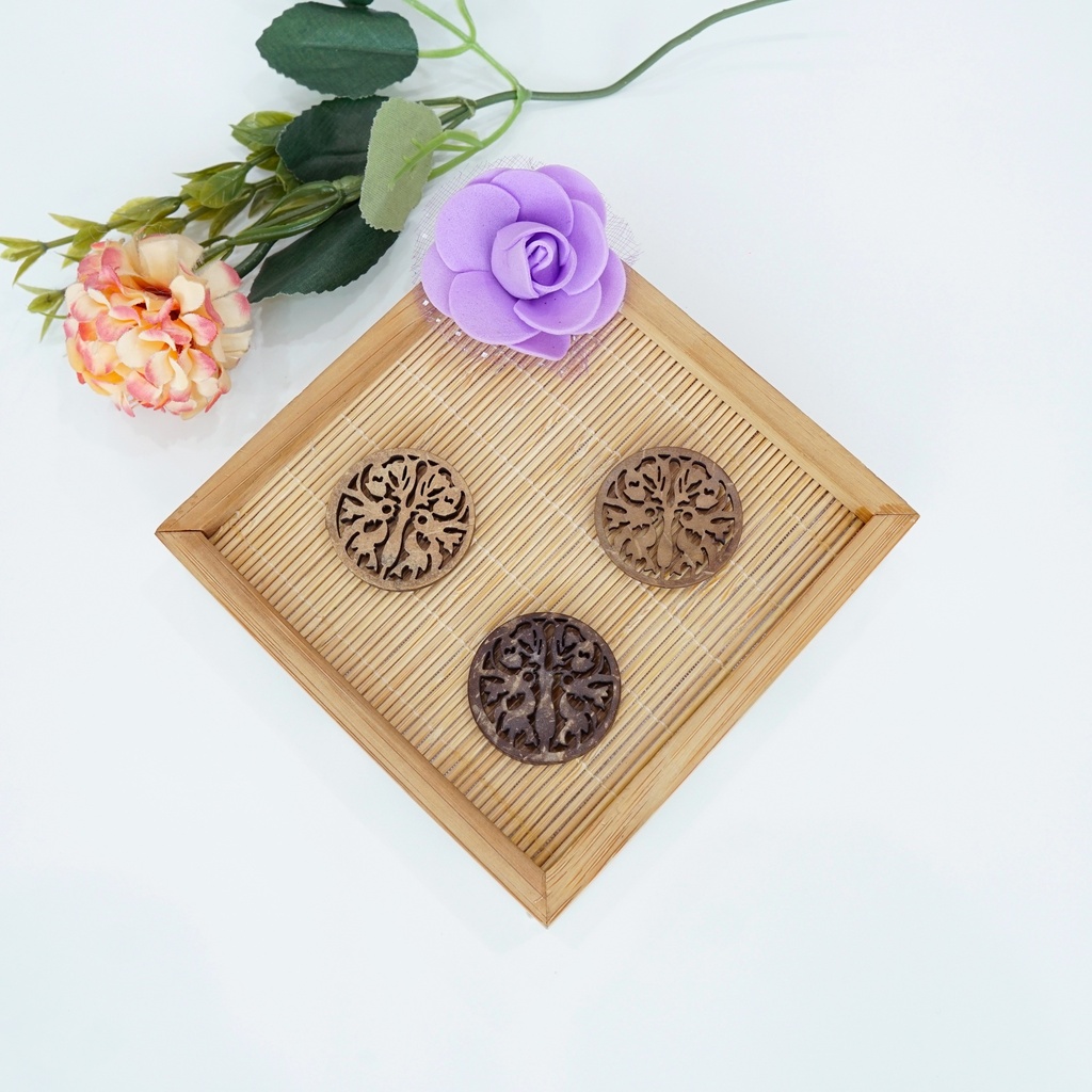 Laser Cut 2 Hole Coconut Button