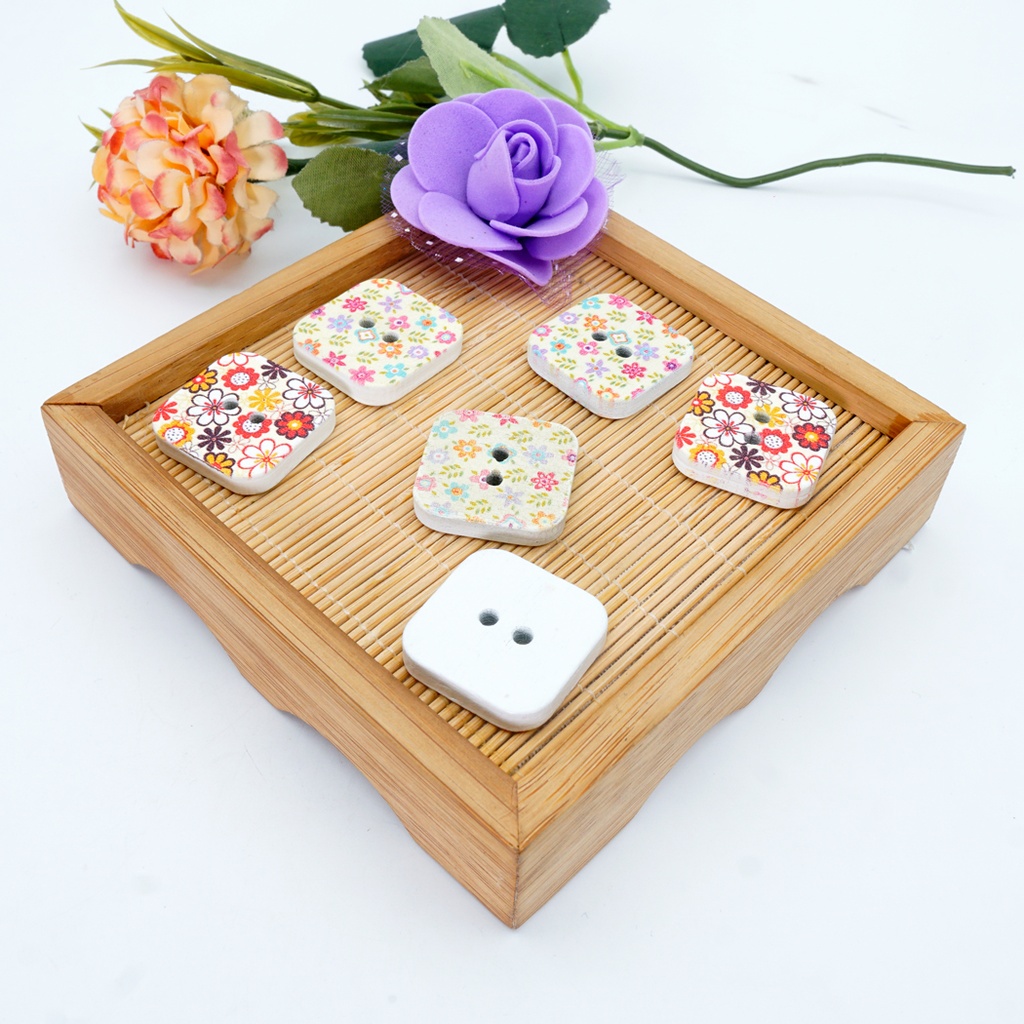 Multicolour Printed Square Wood Button