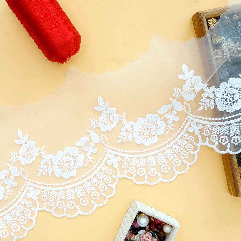 One Side Border Organza Lace