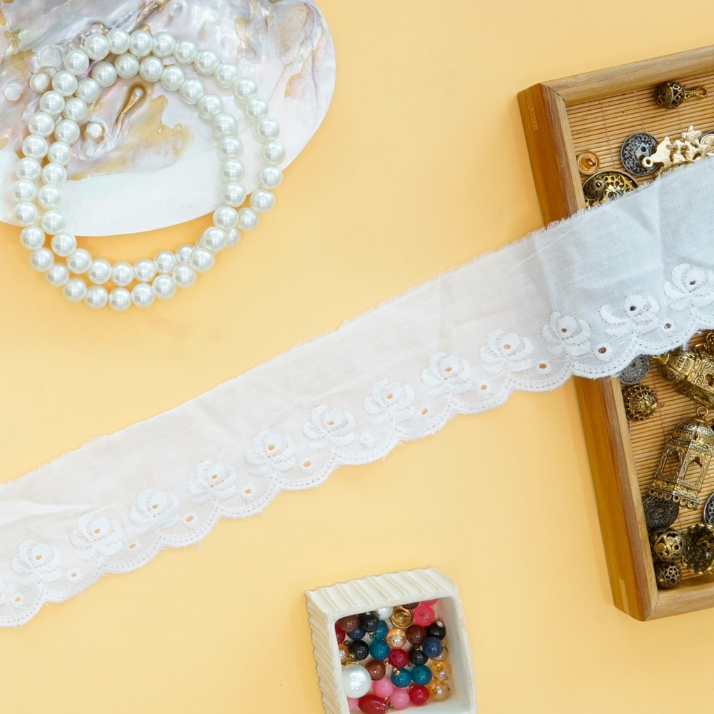 One Side Border Cotton Lace