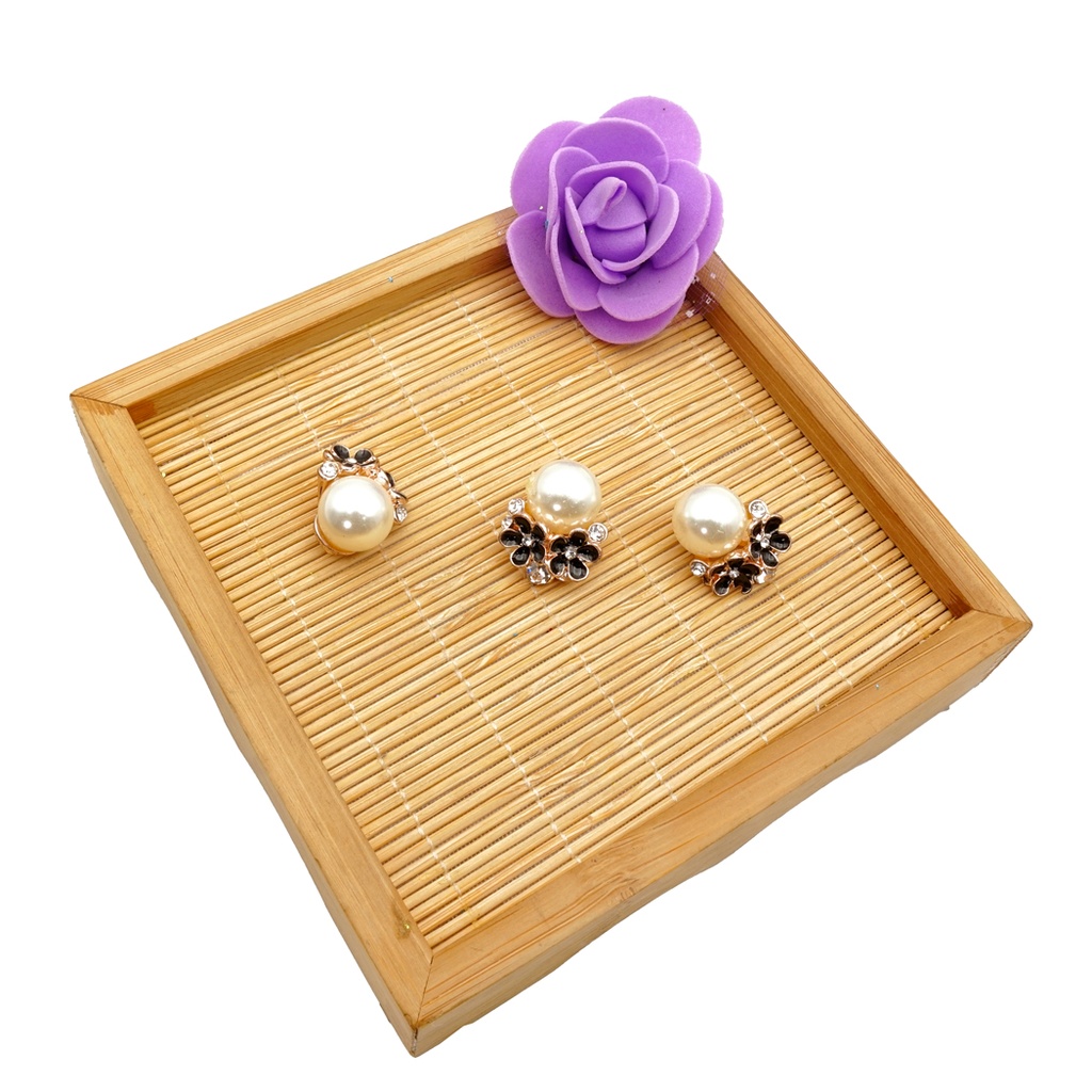 Black Enamel Flower With Pearl Pendant