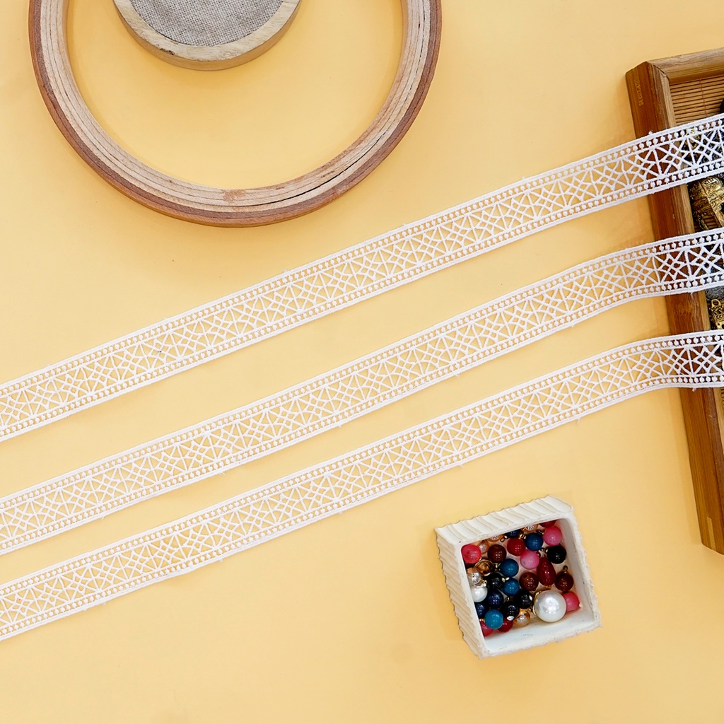 Double Side Border Shuttle Lace