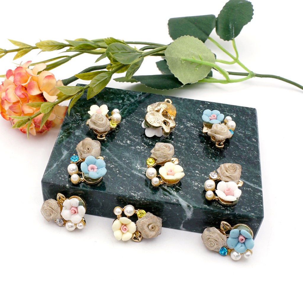 Double Flower Rhinestone Button