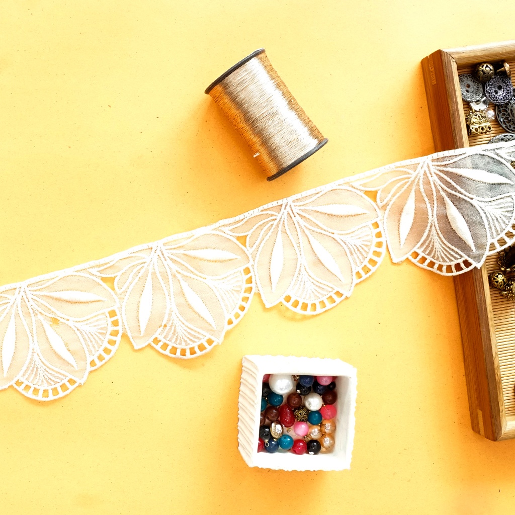 One Side Border Organza Lace