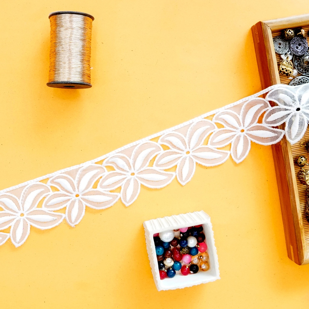 One Side Border Organza Lace