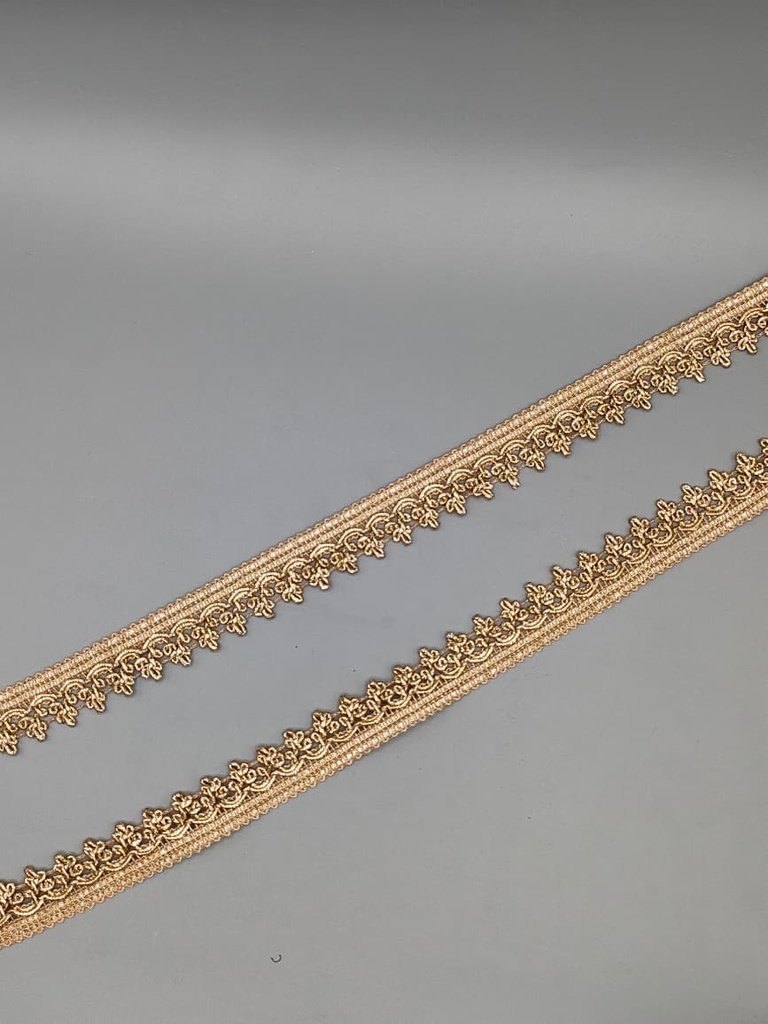 Fancy Metallic Yarn Gota Lace