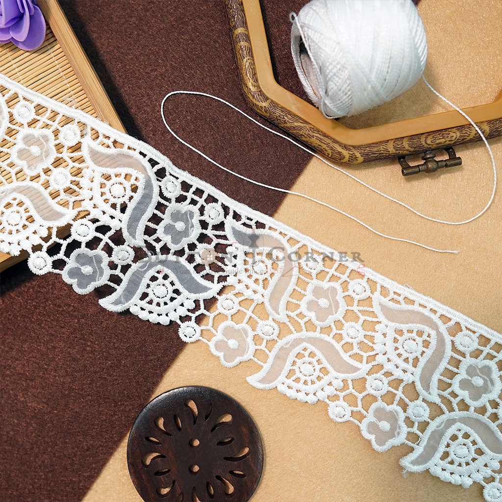 One Side Border Organza Lace