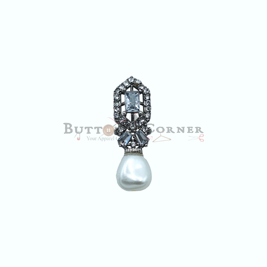 Antique Base Fancy Kundan Button