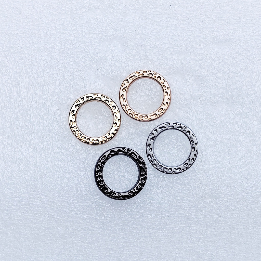 Ring Design Textured Shank Button