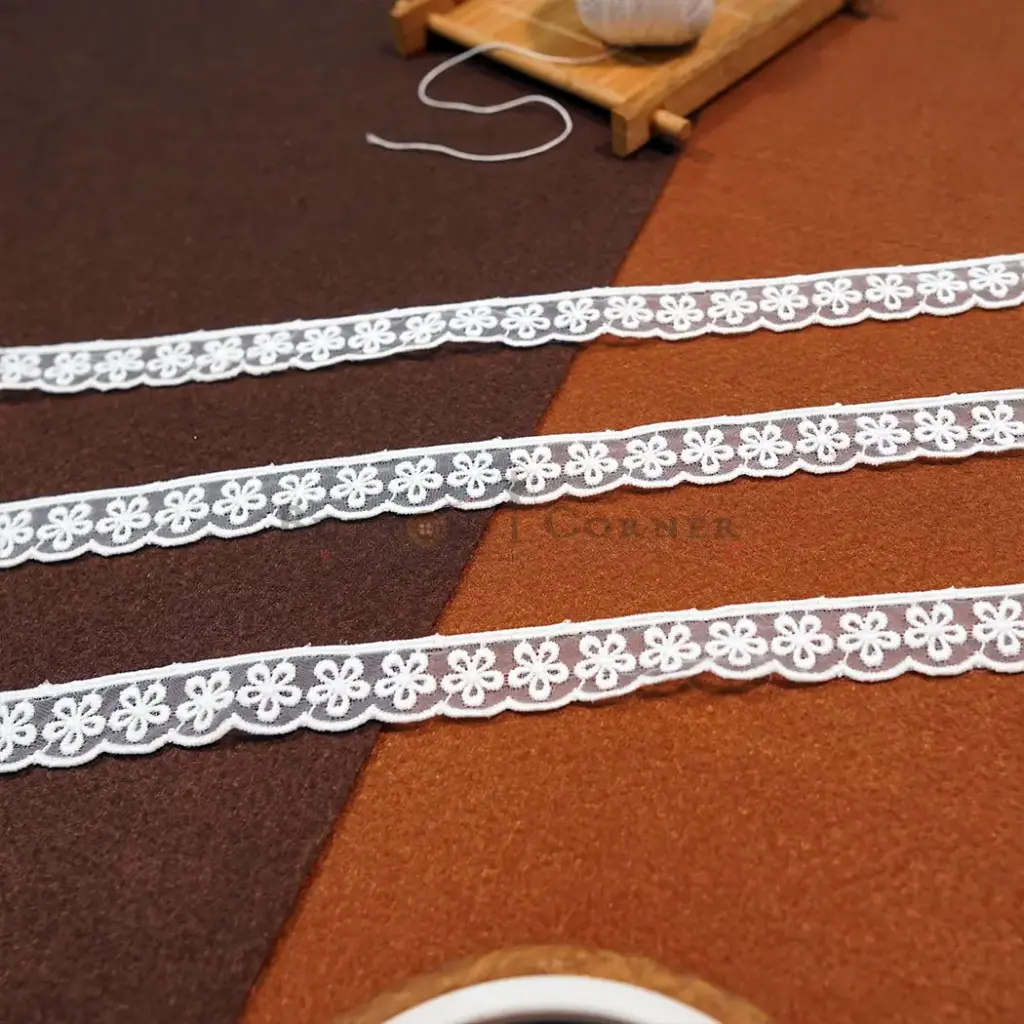 One Side Border Organza Lace