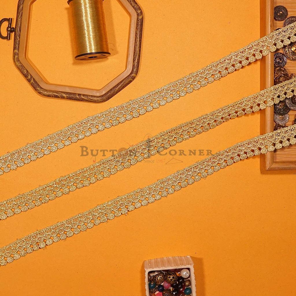 Zari Shuttle Lace