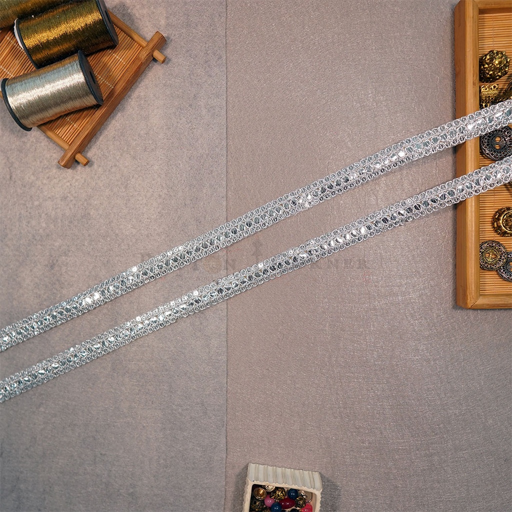 Fancy Metallic Yarn Sequence Lace