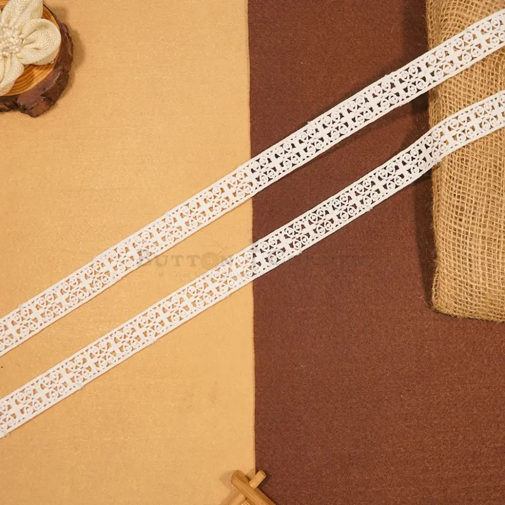 Double Side Border Shuttle Lace