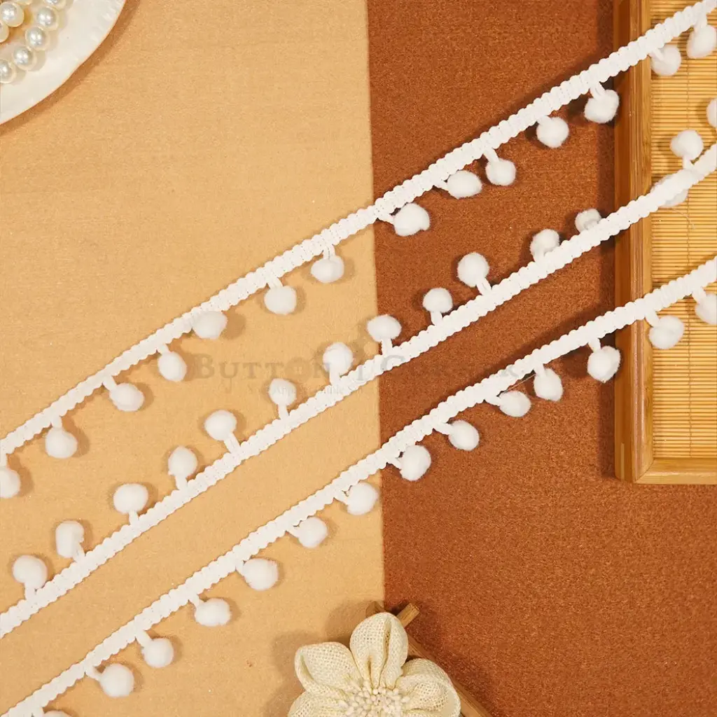 Wool Ball Hanging Lace