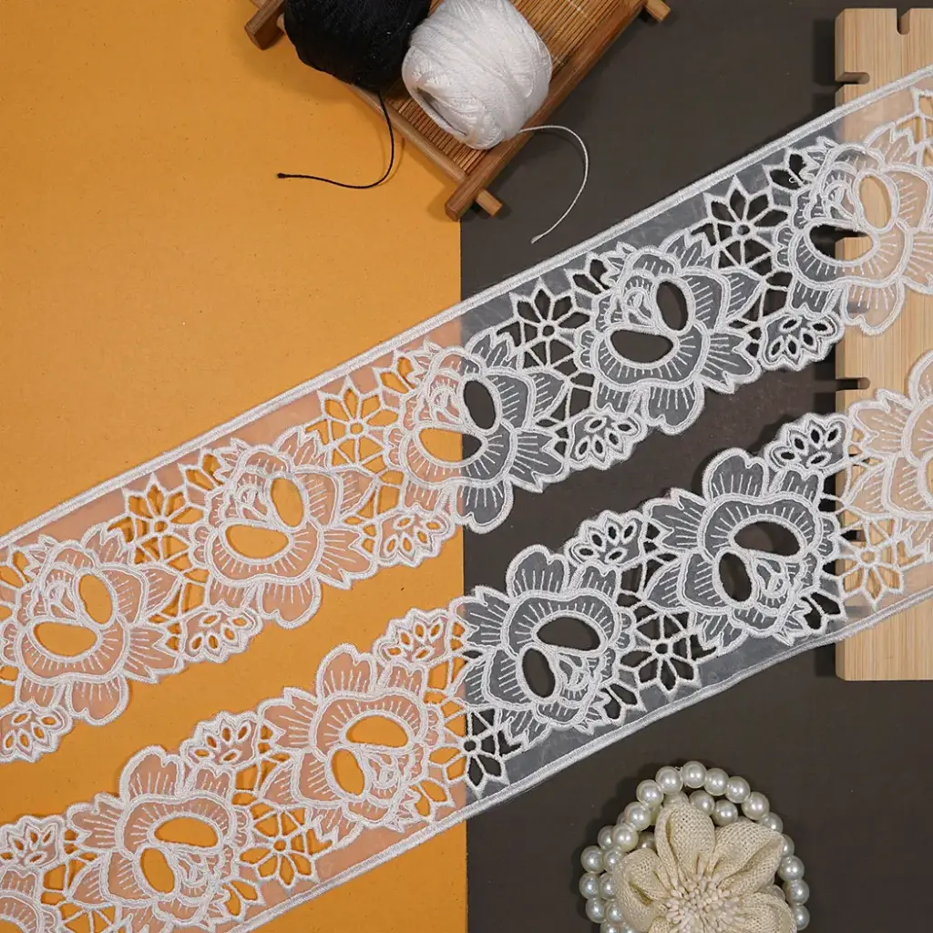 One Side Border Organza Lace