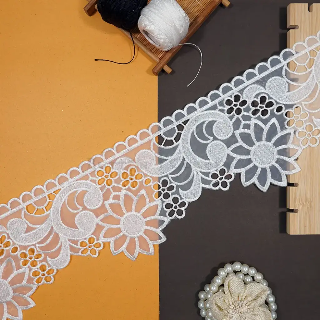 One Side Border Organza Lace