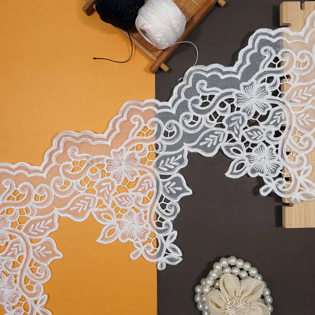 One Side Border Organza Lace