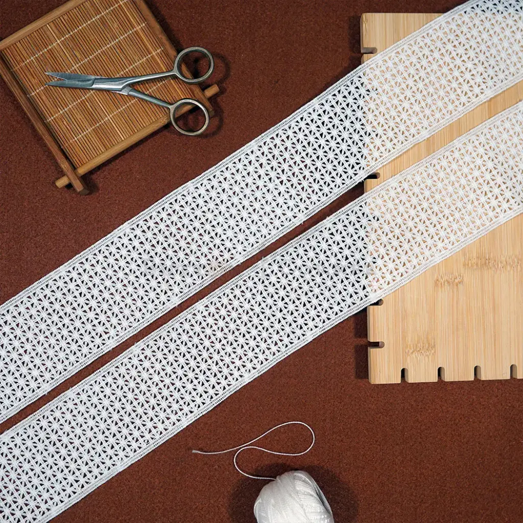 Double Side Border Shuttle Lace
