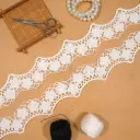 Scallup Shuttle Lace