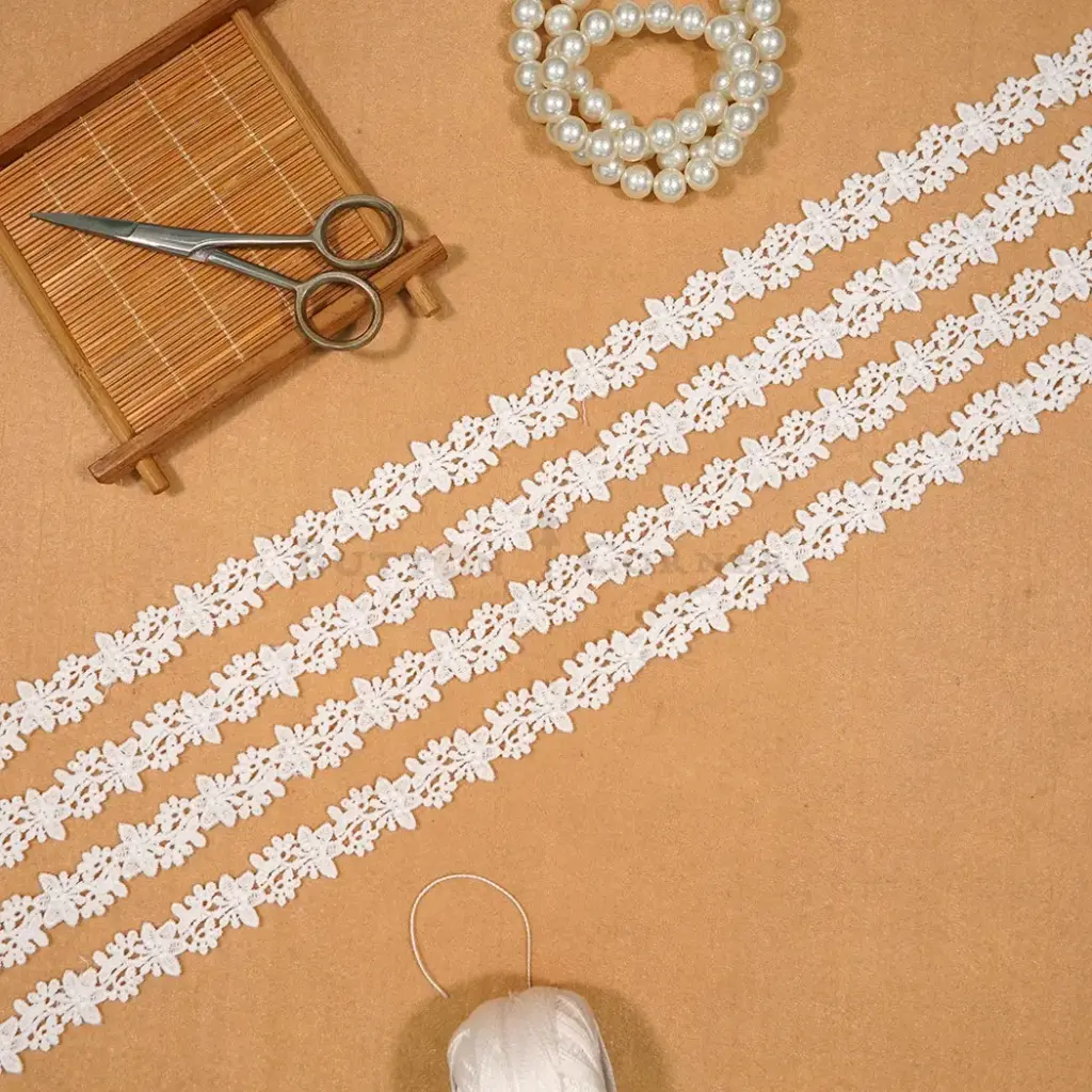Flower Design Shuttle Lace