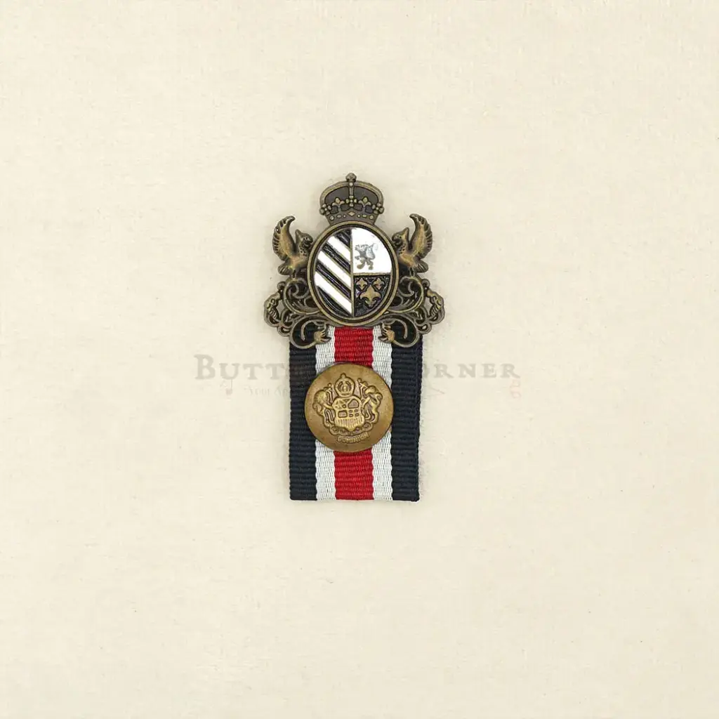 Elegant British Ribbon Brooch