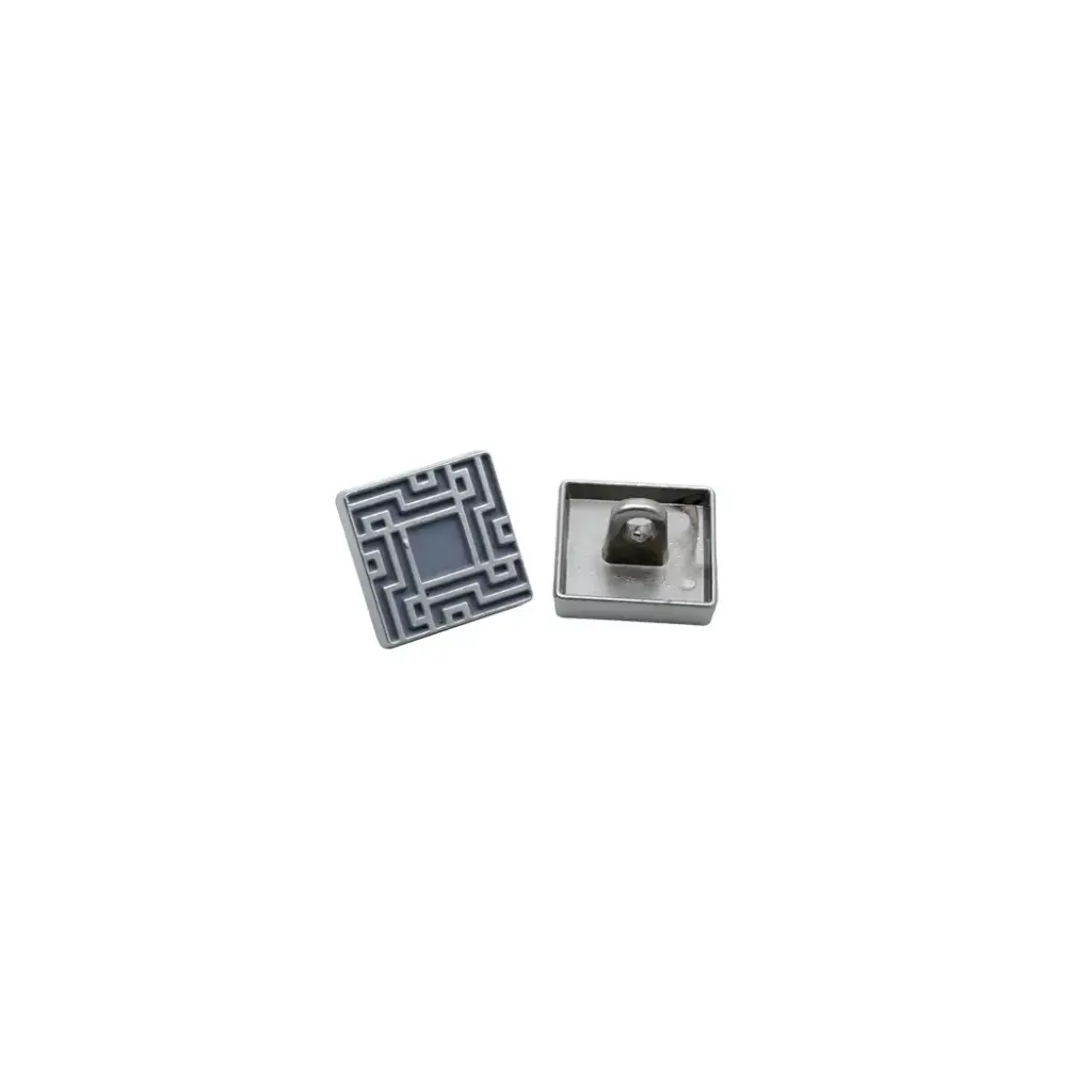 Pearl Lat Plated Labyrinth Square Shirt Button