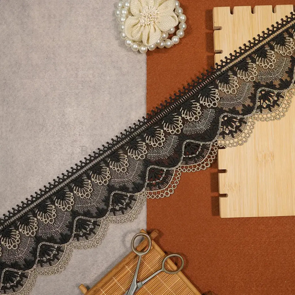 Shuttle Zari Net Lace