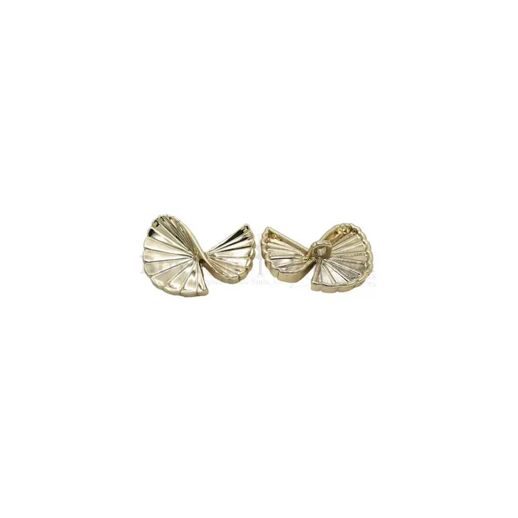 Fan-Shaped Folded Oversized Metal Button