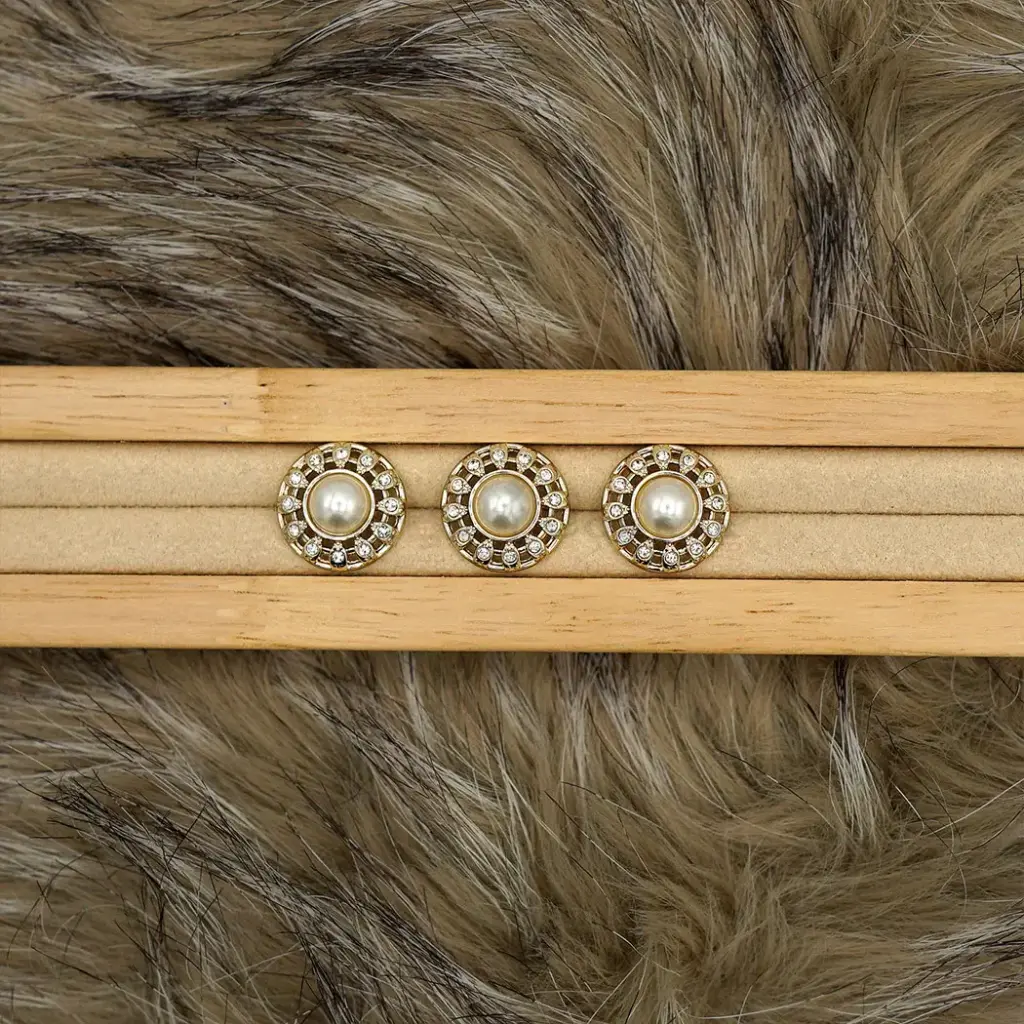 Light Gold Plated Pearl Rhinestone Shank Button