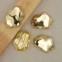 Irregular Border Shiny Surface Scarf Holder