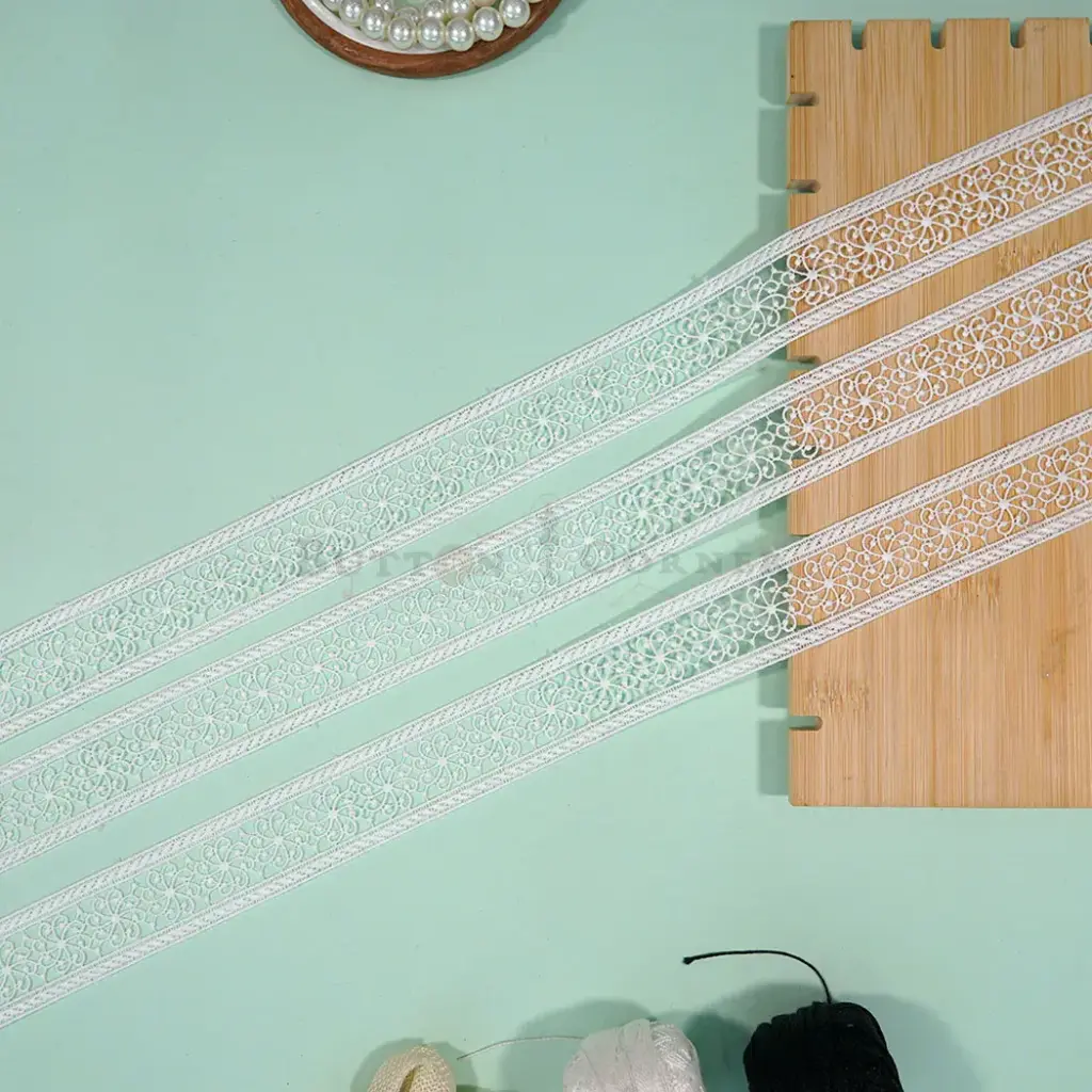 Double Side Border Shuttle Lace