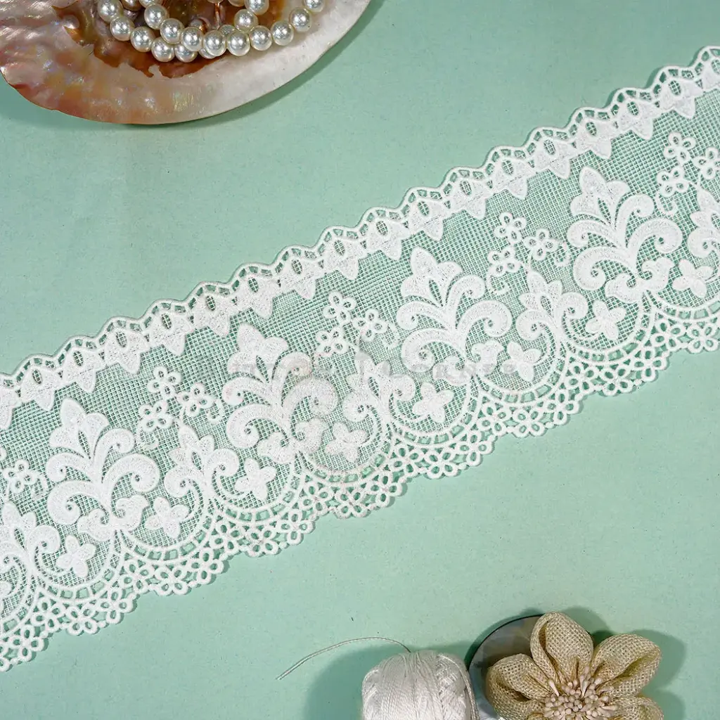 One Side Border Shuttle Net Lace