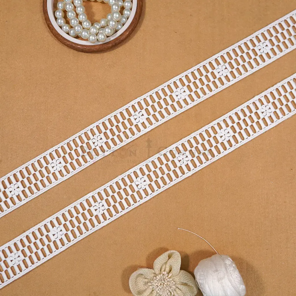 Double Side Border Shuttle Lace