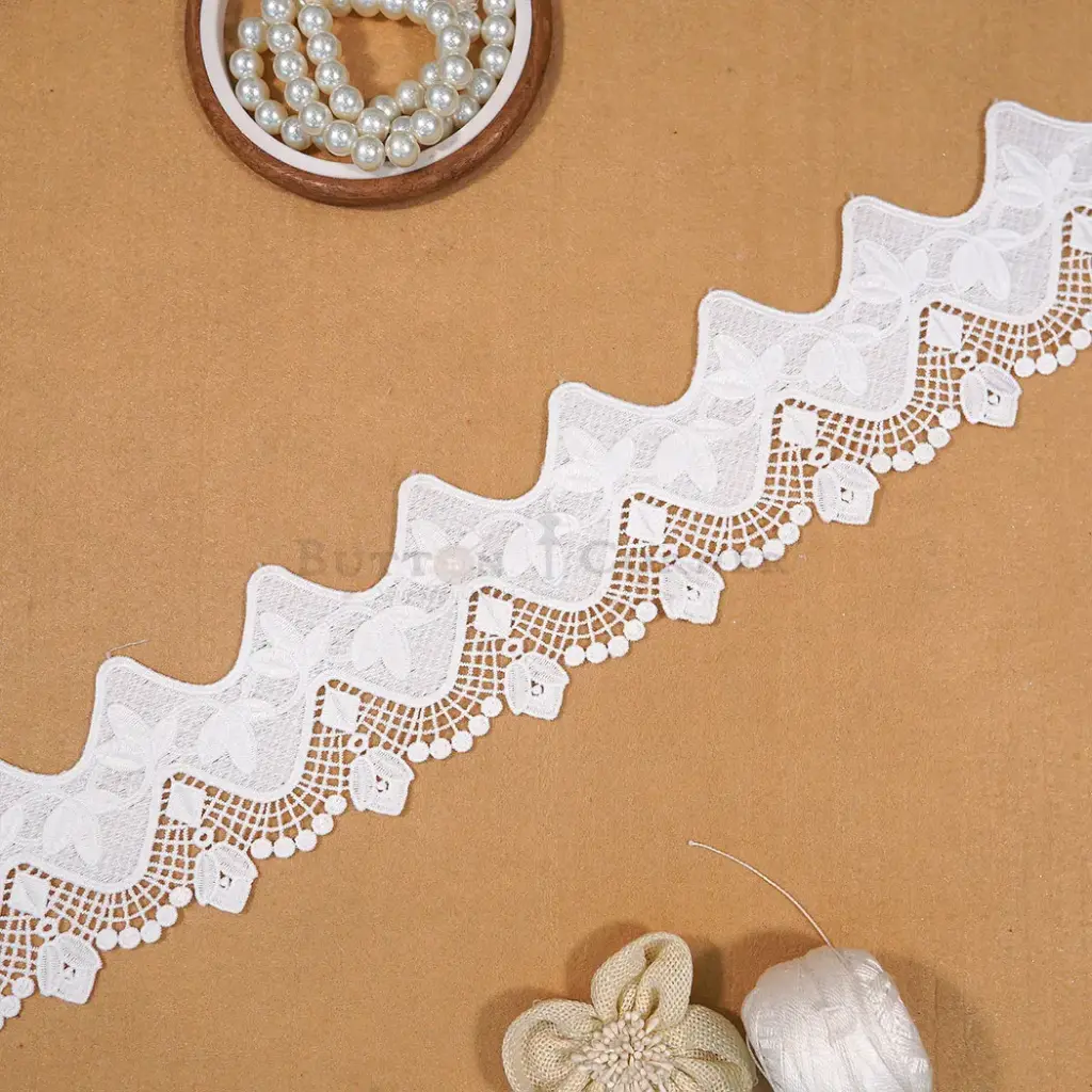 Zigzag Design Shuttle Lace