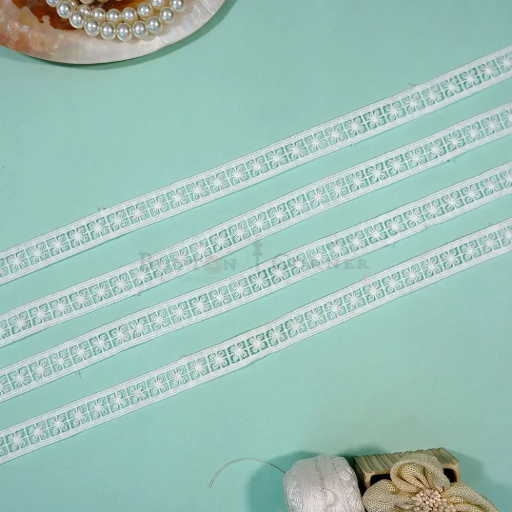 Double Side Border Shuttle Lace