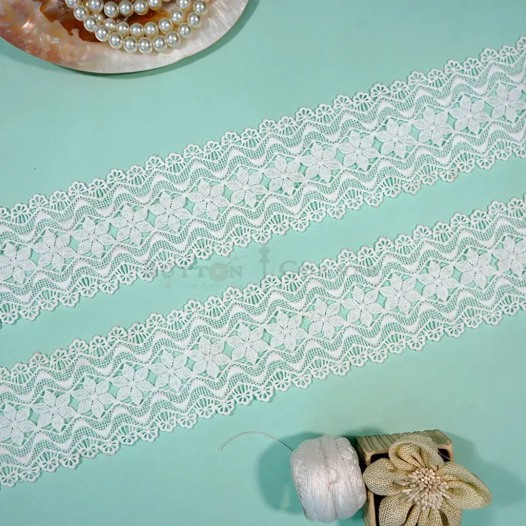 Flower Design Shuttle Lace