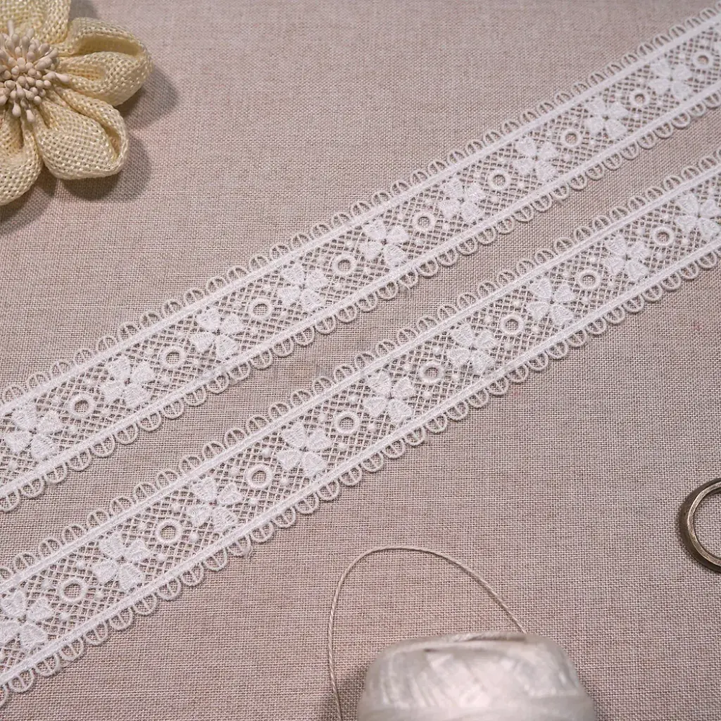 Double Side Border Shuttle Lace
