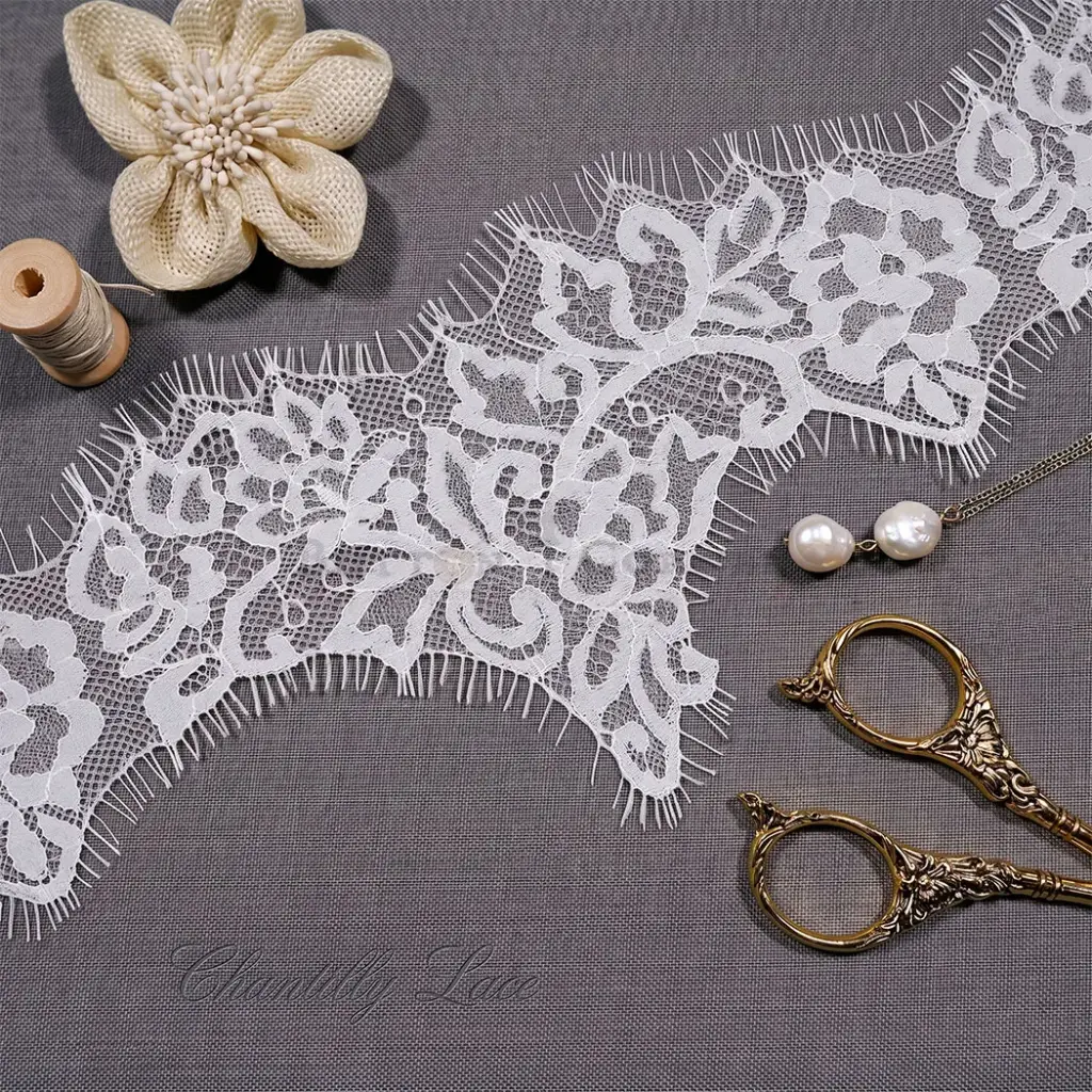 Scalloped Style Eyelash French Chantilly Lace