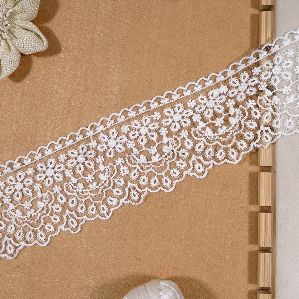 One Side Border Net Lace