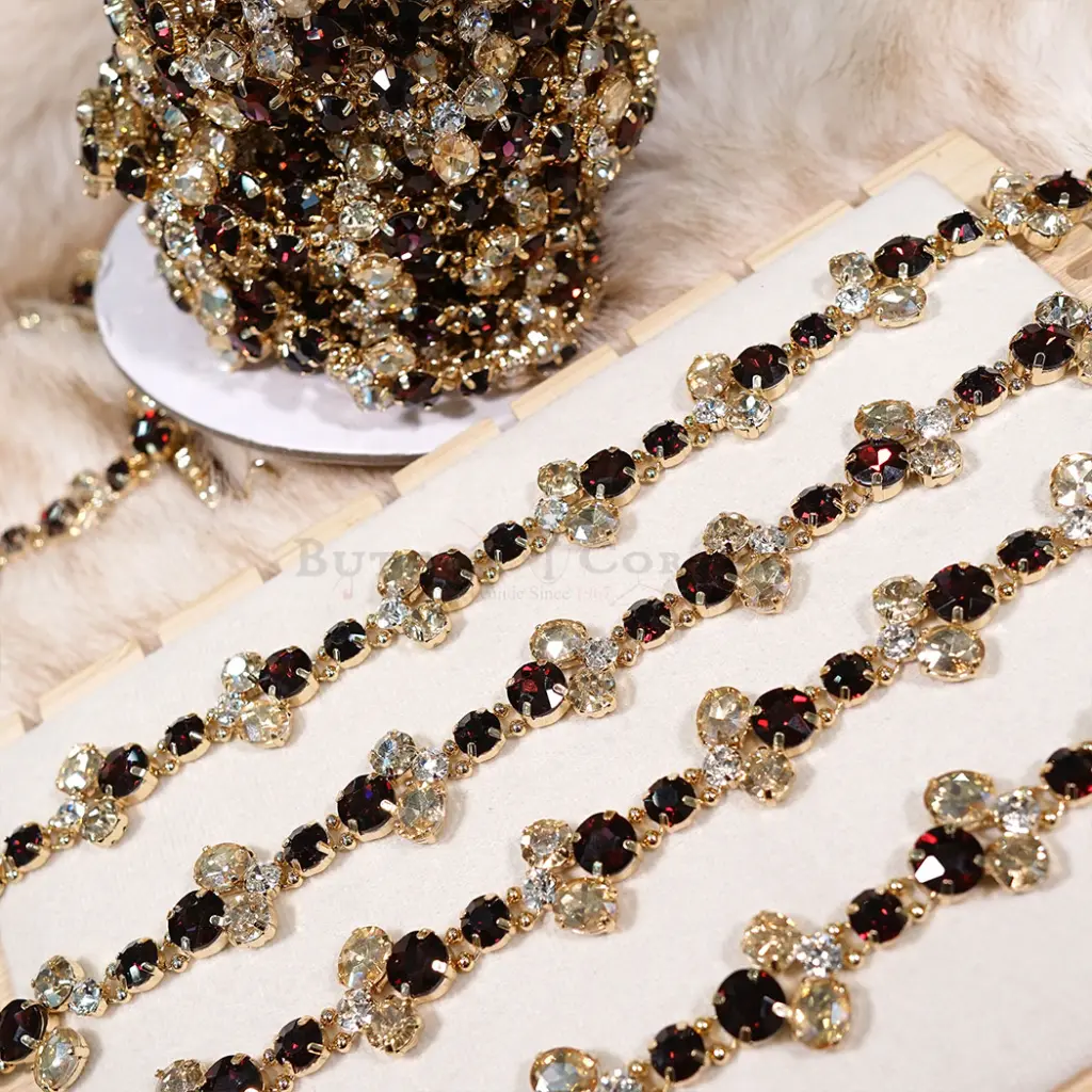 Gold Base Cluster Style Four Claws Crystals Rhinestones Chain