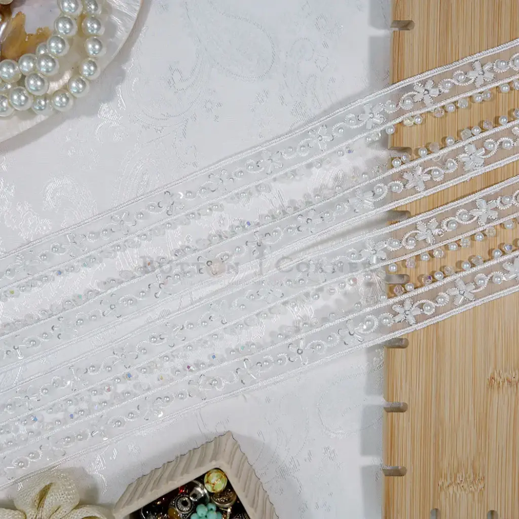 Embroidery Thread, Glass Beads, Pearl, Organza, Fancy Lace