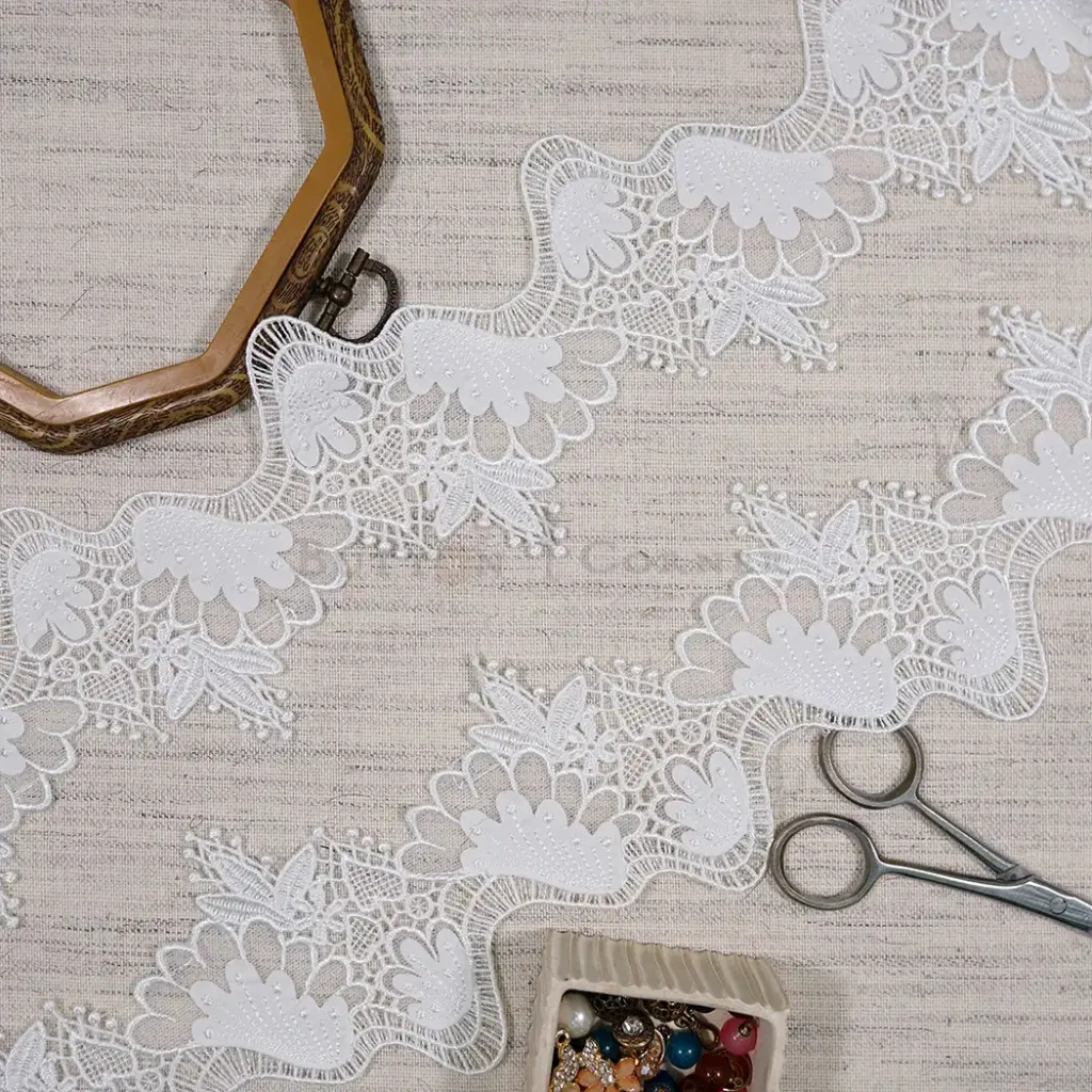 Zigzag Border Polyester Net Lace In Colour