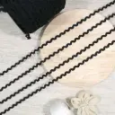Zigzag Design Crochet Lace