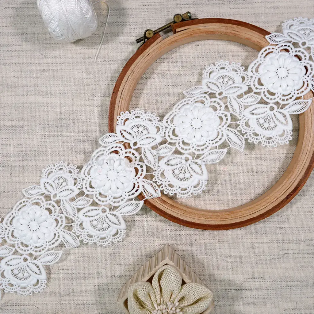 Floral Design Shuttle Lace