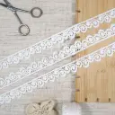 One Side Border Shuttle Lace