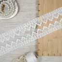 One Side Border Shuttle Lace