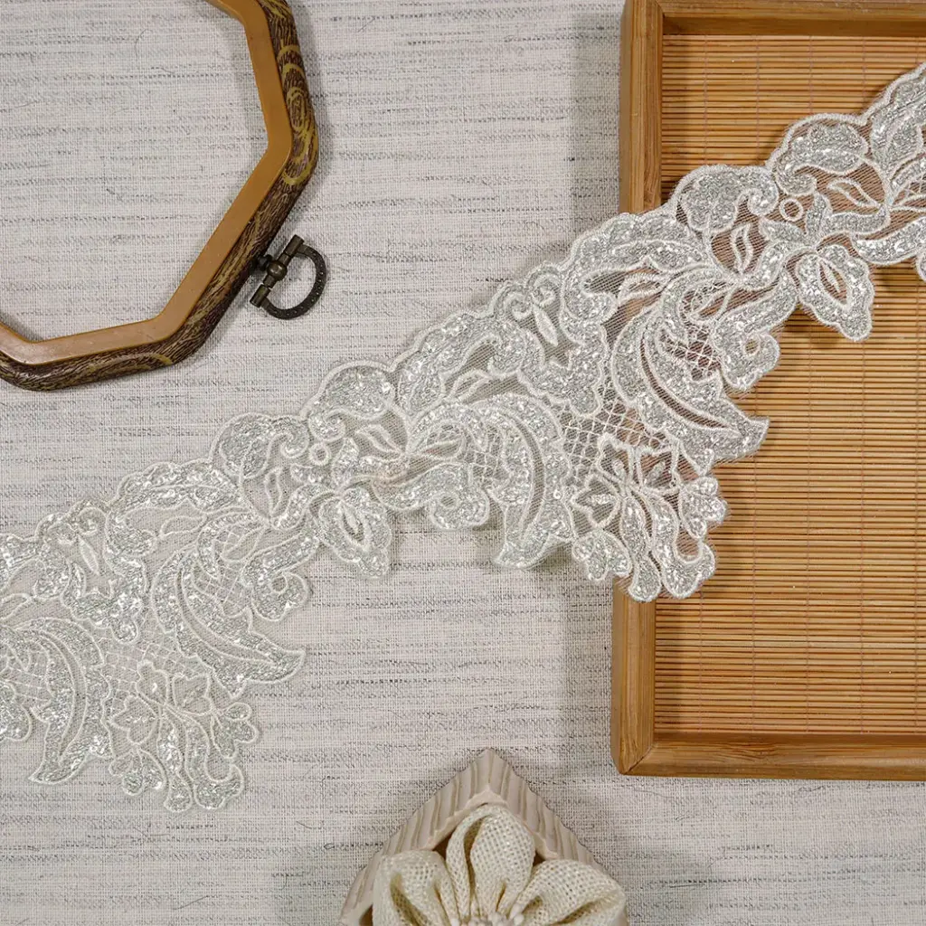 Floral Design Sequence Net Lace