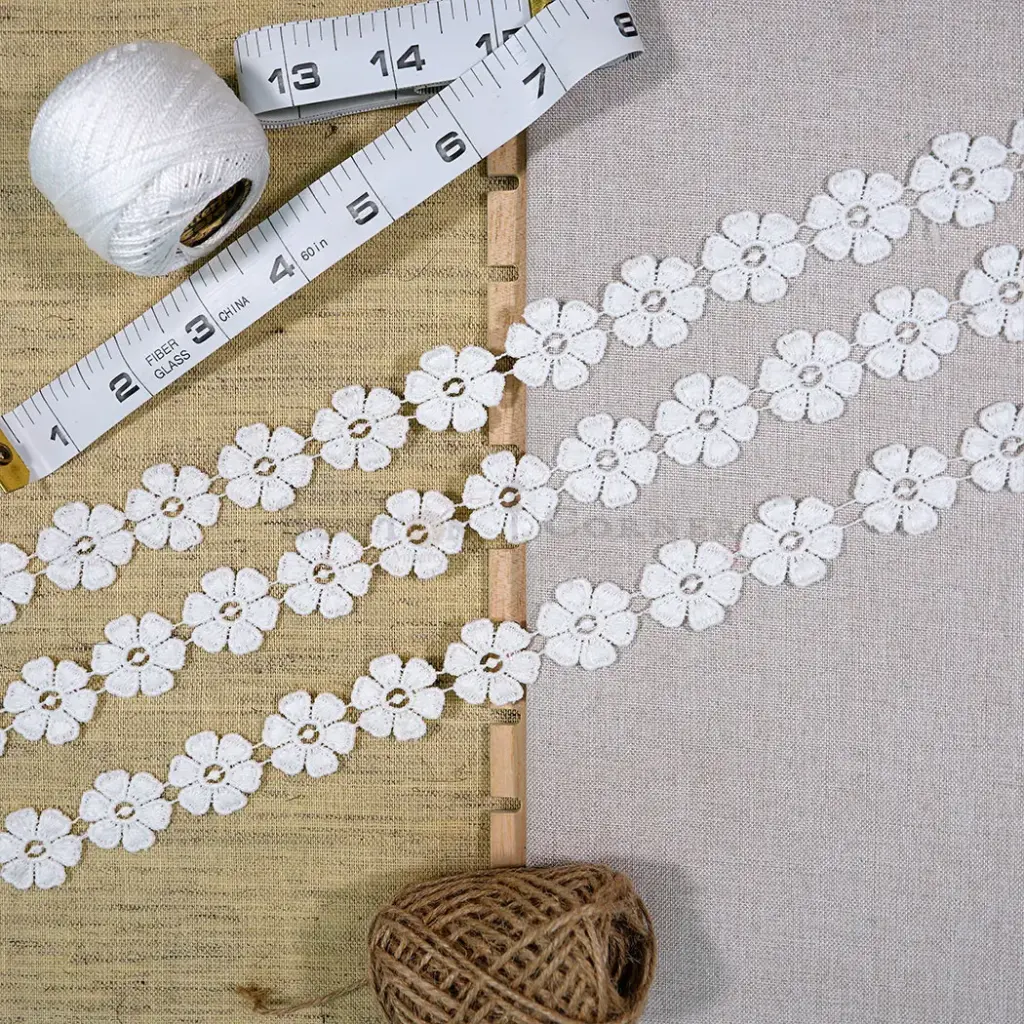 Floral Design Shuttle Lace