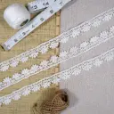 One Side Border Shuttle Lace